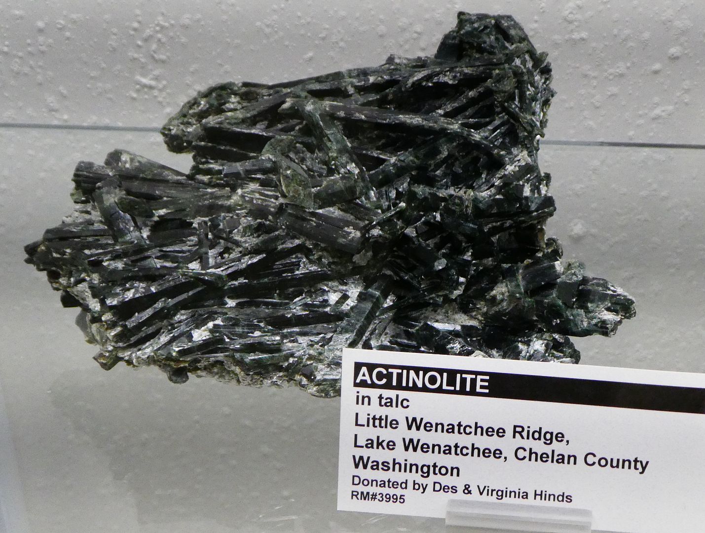 Northwest Mineral Gallery Some Washington Minerals (Photo Diary)